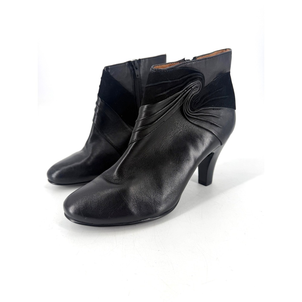 Sofft Ankle Boots Women 9.5M Black Leather Pleated Swirl Heel Booties Goth